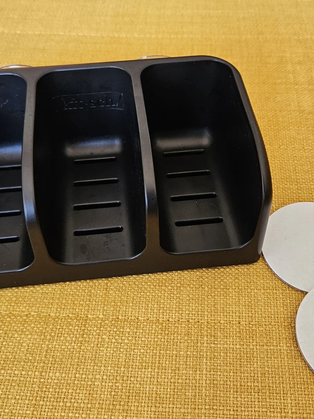Kitsch Self-Draining Soap Dish - Black